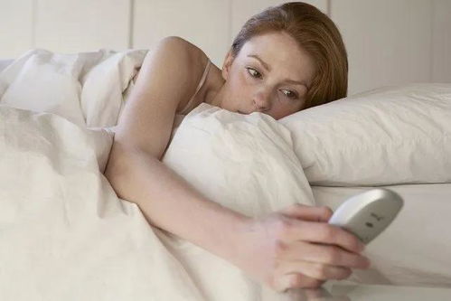 失眠如此痛苦 别慌,亮精灵让你沾床就睡